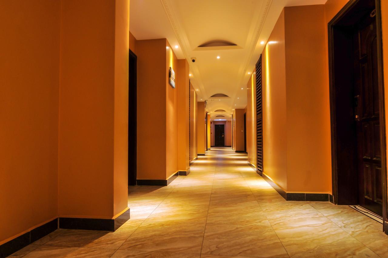 Russell Hotel Kampala Ngoại thất bức ảnh